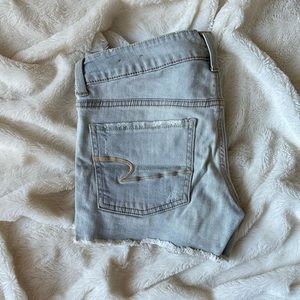 AMERICAN EAGLE OUTFITTERS Light wash shorts 6